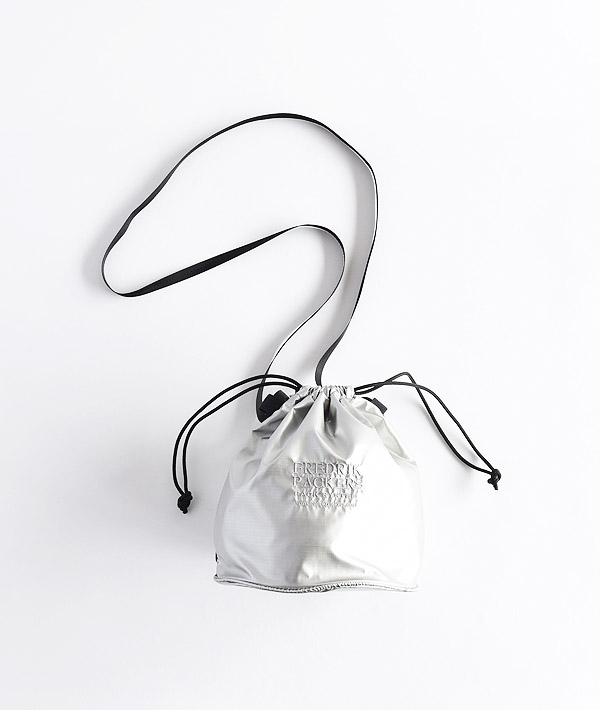 FREDRIK PACKERS (フレドリックパッカーズ) 70D SILVER RIPSTOP CANDY SHOULDER【MENS&WOMENS】