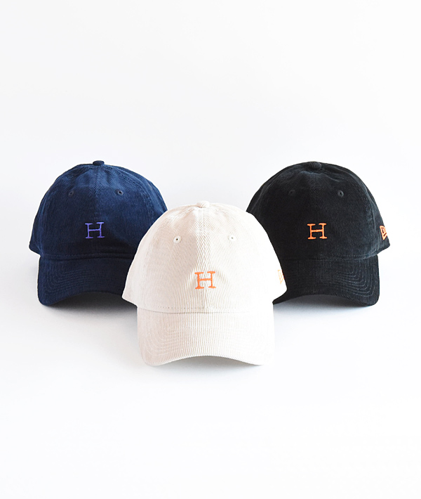 NEW ERA×HOLLYWOOD RANCH MARKET (ニューエラ×ハリウッドランチマーケット) Hエンブロイダリー サマーコーデュロイキャップ【MENS&WOMENS】