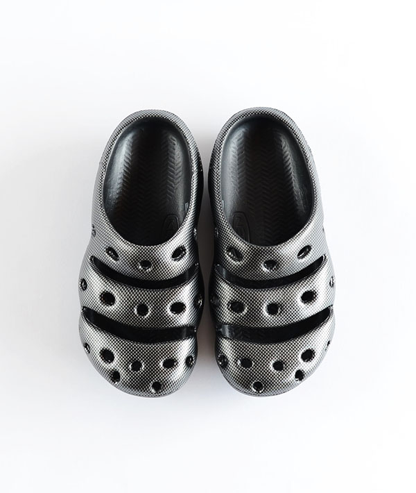 KEEN (キーン) YOGUI ARTS ヨギ アーツ サンダル GRAPHITE【MENS】