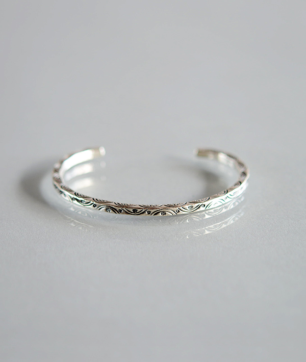 GAIJIN MADE (ガイジンメイド) E064 KAREN SILVER BANGLE【MENS&WOMENS】