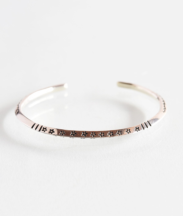 ERICKA NICOLAS BEGAY(エリッカ・ニコラス・ビゲイ) ENB 2.5TAB TRIANGLE BANGLE【WOMENS】