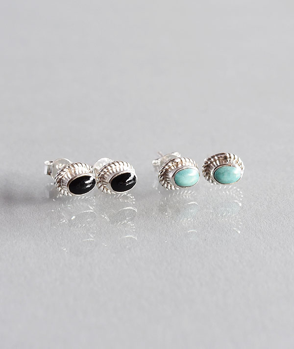 HOLLYWOOD RANCH MARKET(ハリウッドランチマーケット) OVAL STONE PIERCE【MENS&WOMENS】